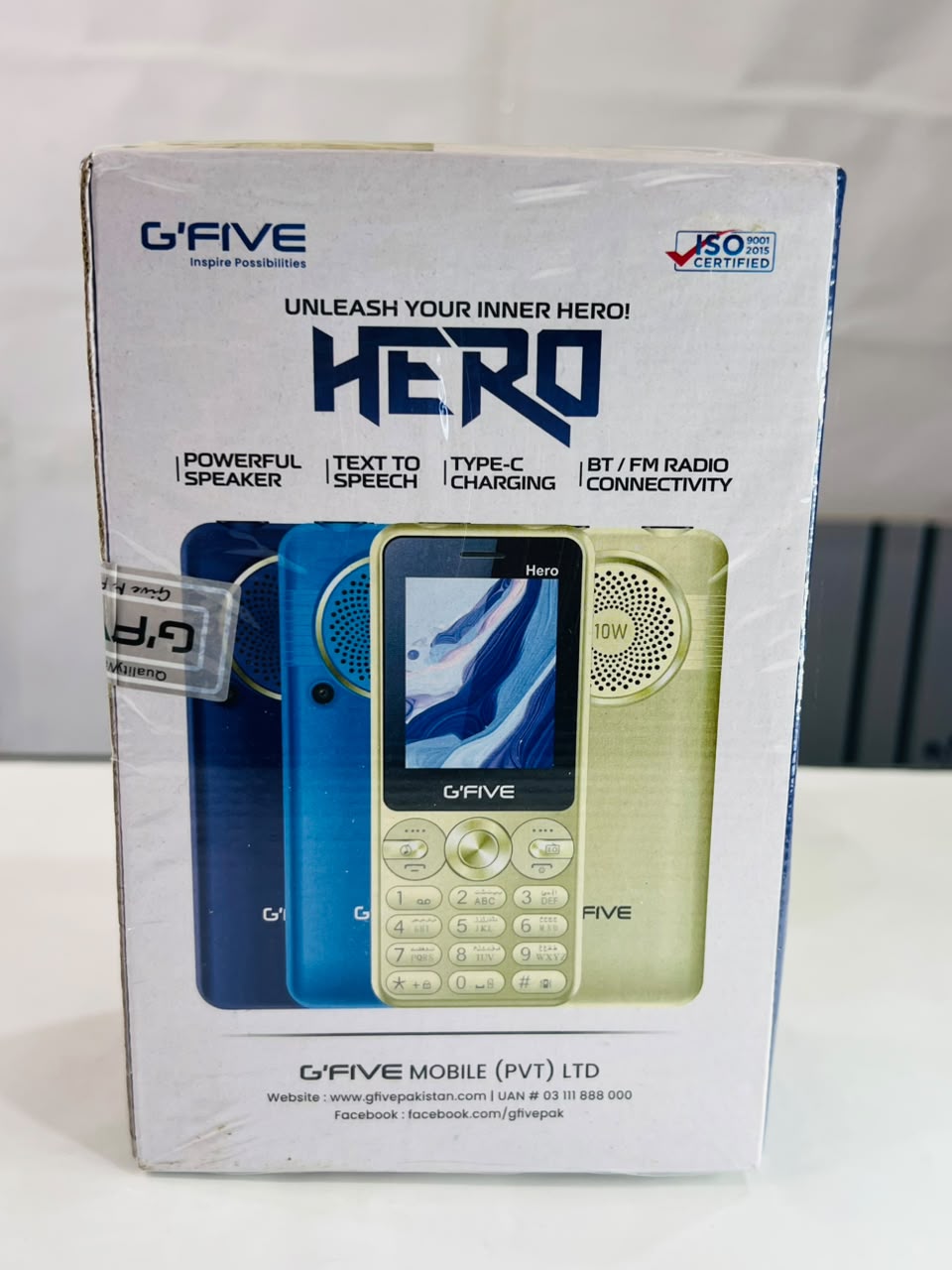 Gold Keypad Mobile Phone with Large Speaker and Easy-to-Use Design