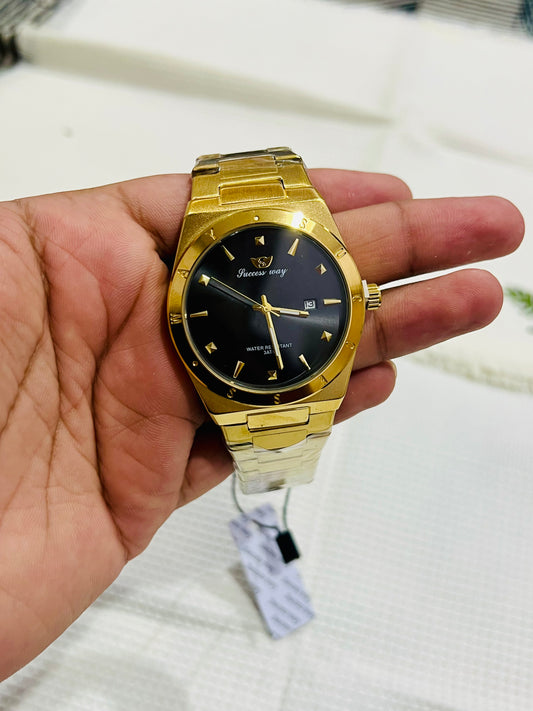 Success Way Luxury Men’s Gold Silver Watch | Date Display