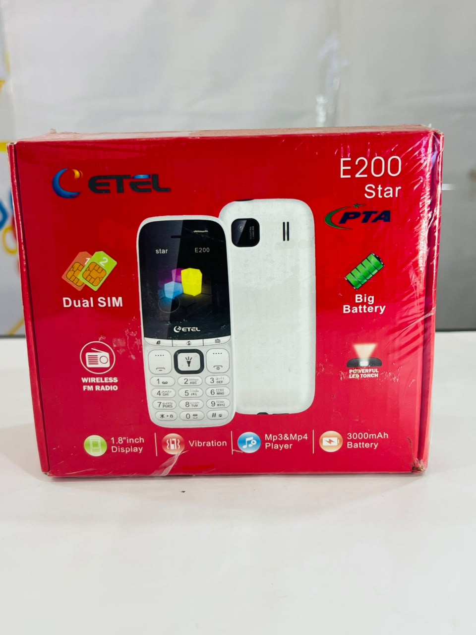 ETEL E200 Star Keypad Mobile Phone with Stylish White Finish and Easy-to-Use Design