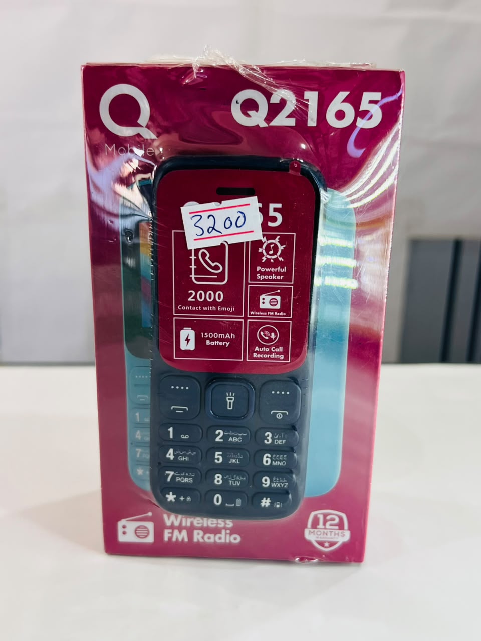 Q2165 Keypad Mobile Phone with FM Radio and Classic Easy-to-Use Design